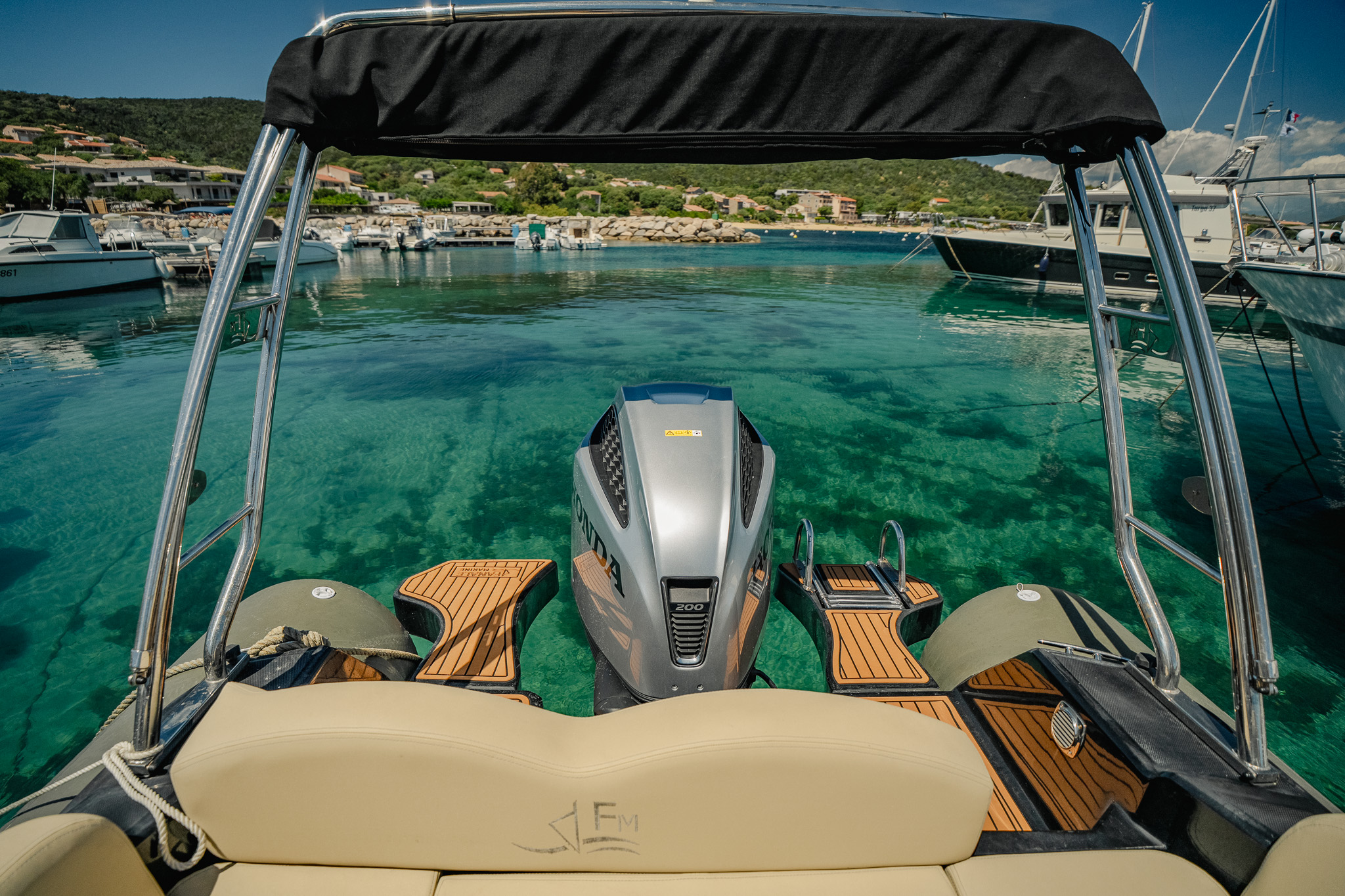FALCHETTU 700 - vue arrière et motorisation