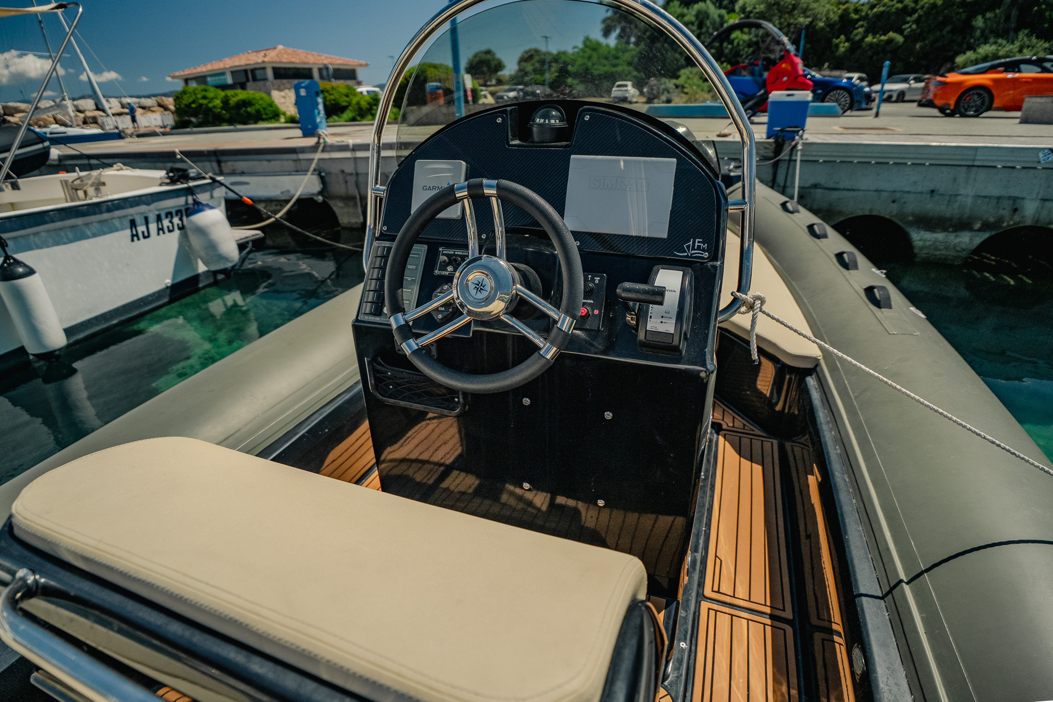 FALCHETTU 700 - poste de pilotage